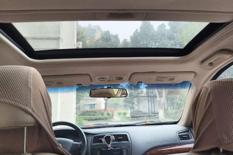 Used GAC Trumpchi GA5 2012 1.8L Manual Elite Model Headliner