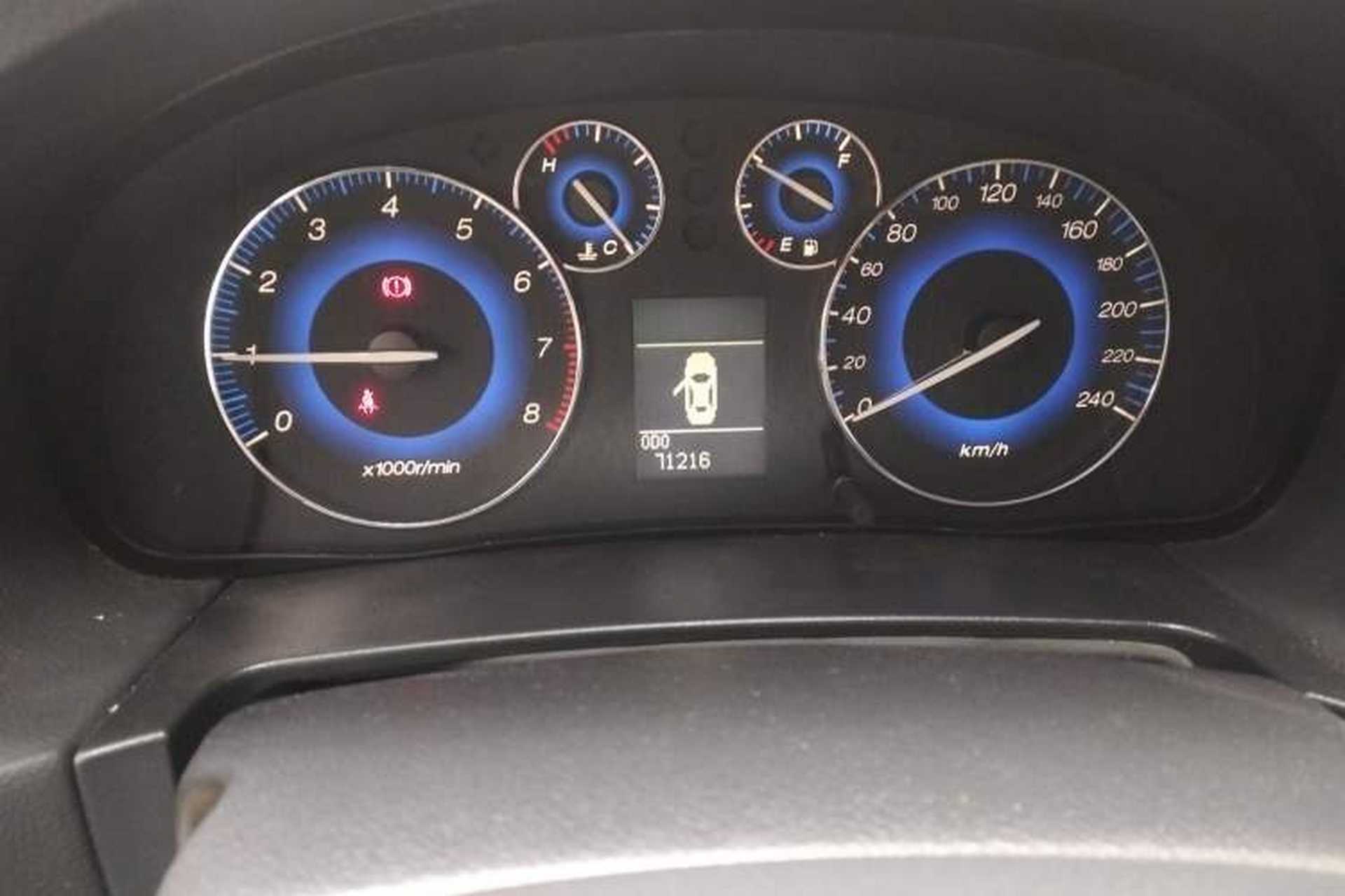 Used GAC Trumpchi GA5 2012 1.8L Manual Elite Model Odometer Close Up
