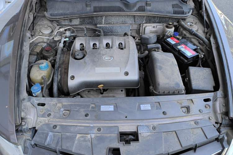 Used GAC Trumpchi GA5 2012 2.0L Manual Comfort Edition Engine Bay