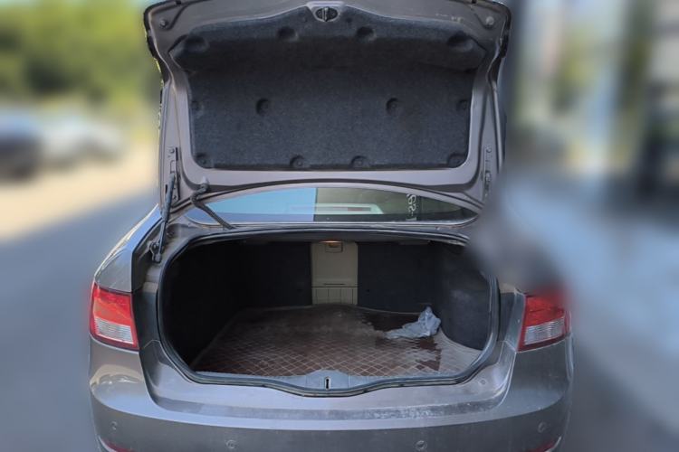 Used GAC Trumpchi GA5 2012 2.0L Manual Comfort Edition Trunk