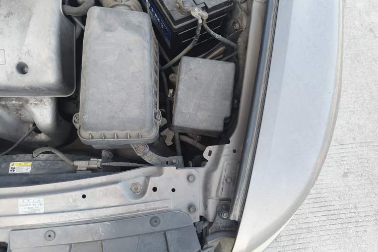 Used GAC Trumpchi GA5 2012 1.8L Manual Elite Model Engine Bay Left