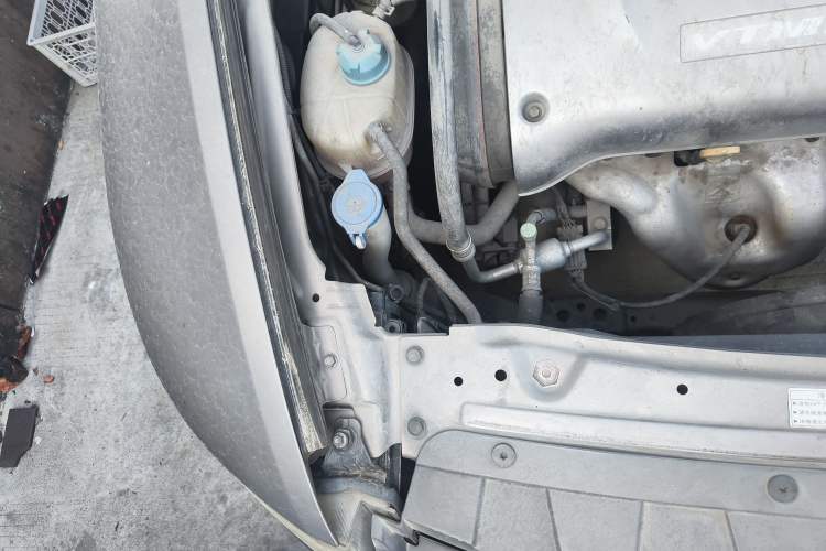 Used GAC Trumpchi GA5 2012 1.8L Manual Elite Model Engine Bay Right