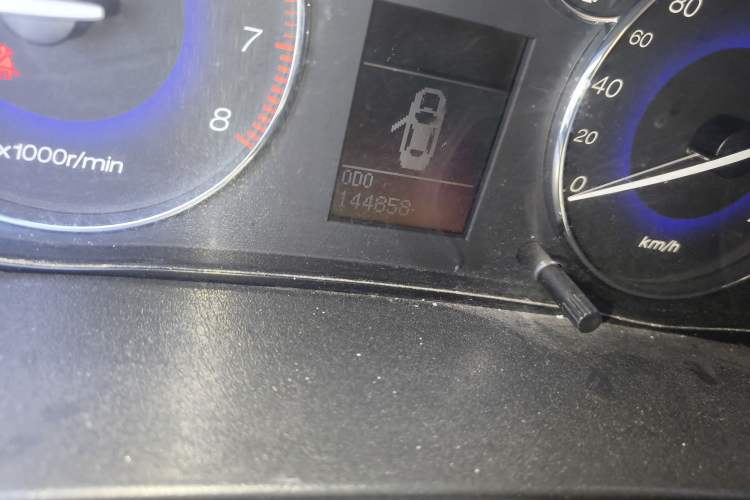 Used GAC Trumpchi GA5 2012 1.8L Manual Elite Model Odometer Close Up