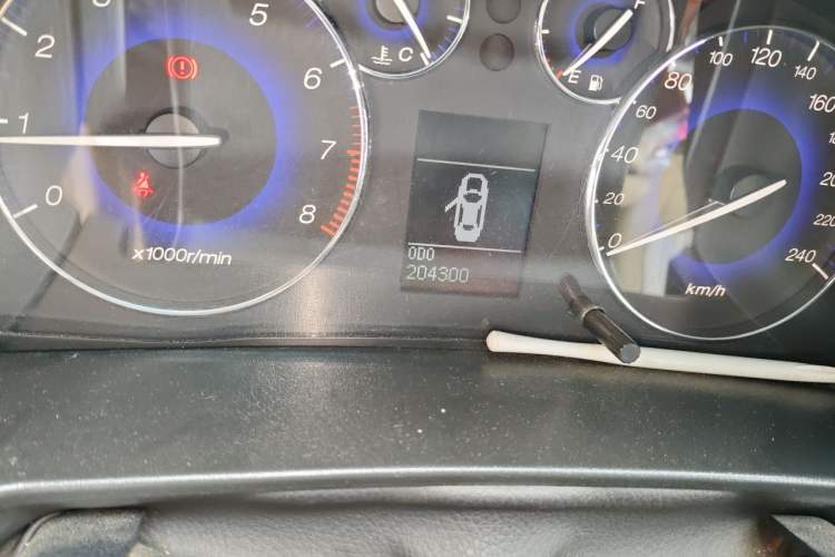 Used GAC Trumpchi GA5 2012 1.8L Manual Elite Model Odometer Close Up