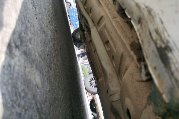 Used GAC Trumpchi GA5 2012 1.8L Manual Elite Model Chassis Front Right