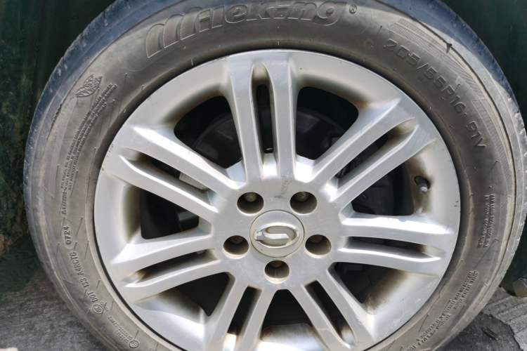 Used GAC Trumpchi GA5 2012 1.8L Manual Elite Model Right Front Wheel Hub