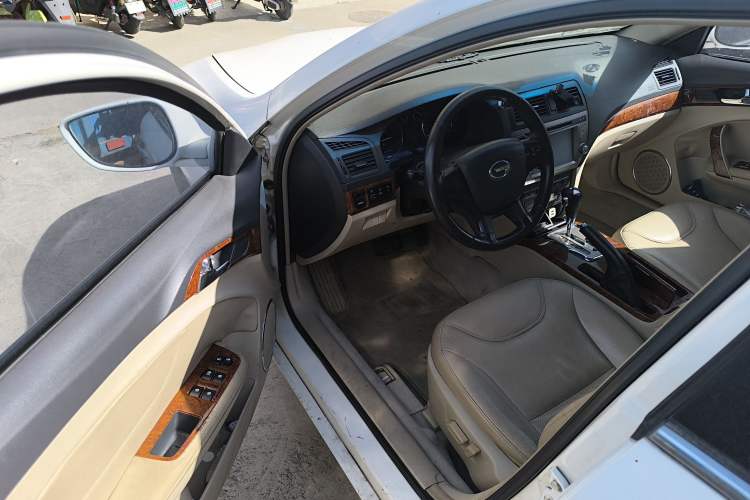 Used GAC Trumpchi GA5 2012 1.8L Automatic Luxury Model Driver Seat