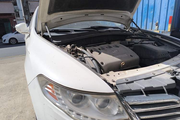 Used GAC Trumpchi GA5 2012 1.8L Automatic Luxury Model Engine Bay Right