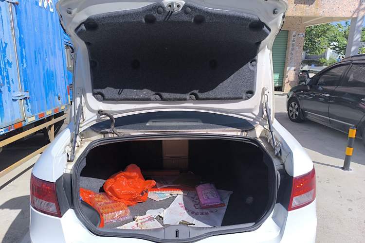 Used GAC Trumpchi GA5 2012 1.8L Automatic Luxury Model Trunk