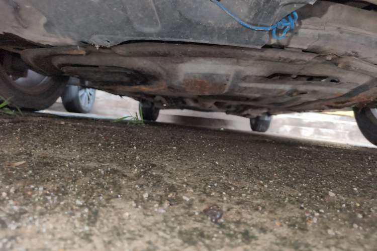 Used GAC Trumpchi GA5 2013 2.0L Automatic Elite Edition Chassis Front