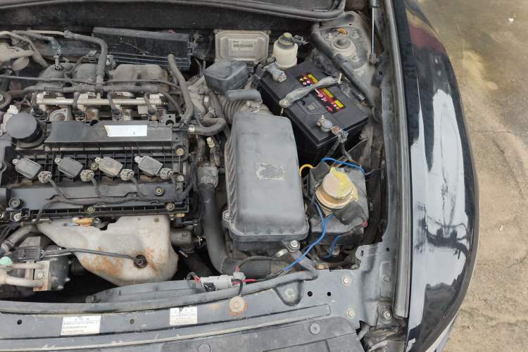 Used GAC Trumpchi GA5 2013 2.0L Automatic Elite Edition Engine Bay Left