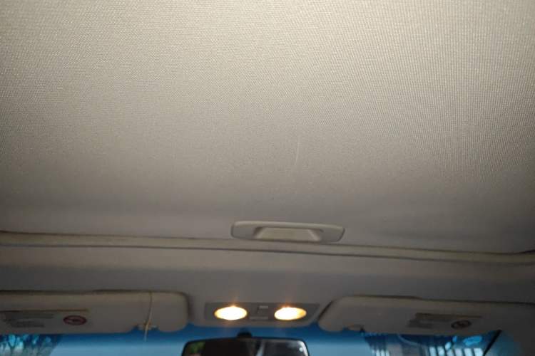 Used GAC Trumpchi GA5 2013 1.8T Automatic Luxury Edition Headliner