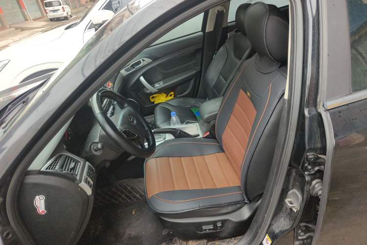 Used GAC Trumpchi GA5 2013 2.0L Automatic Elite Edition Left Front Seat