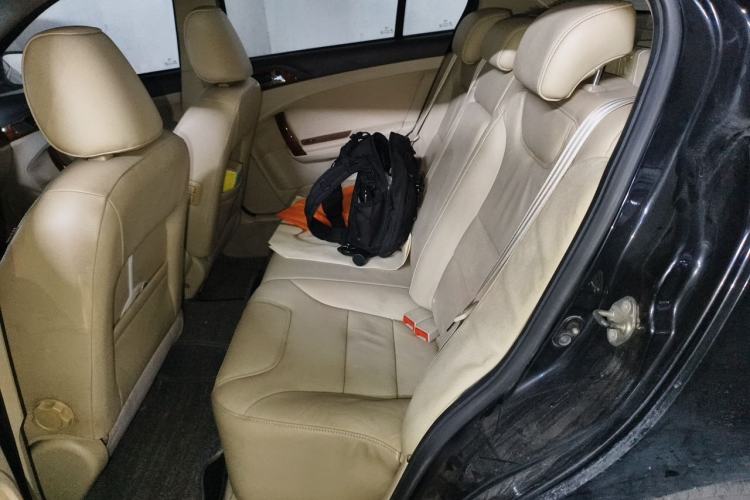 Used GAC Trumpchi GA5 2013 1.8L Automatic Luxury Model Left Rear Seat