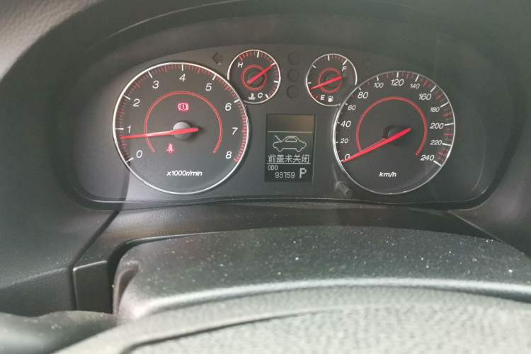 Used GAC Trumpchi GA5 2013 1.8T Automatic Elite Edition Odometer Close Up
