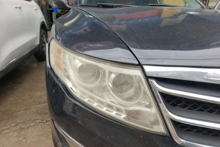 Used GAC Trumpchi GA5 2013 2.0L Automatic Elite Edition Right Front Headlight