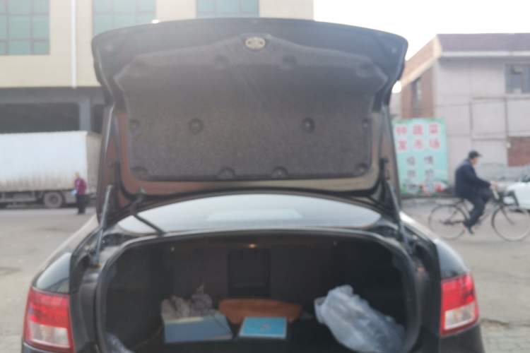 Used GAC Trumpchi GA5 2013 1.8T Automatic Elite Edition Trunk