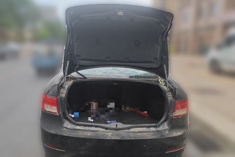 Used GAC Trumpchi GA5 2013 2.0L Automatic Elite Edition Trunk