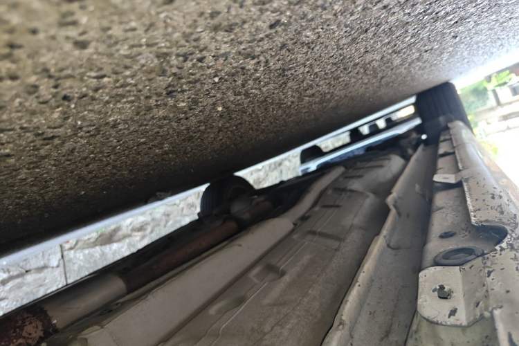 Used GAC Trumpchi GA5 2013 1.8T Automatic Comfort Edition Chassis Front Right