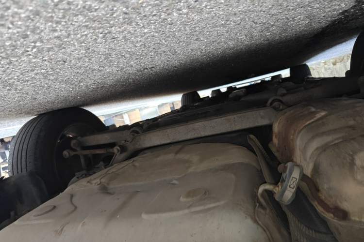 Used GAC Trumpchi GA5 2013 1.8T Automatic Comfort Edition Chassis Rear