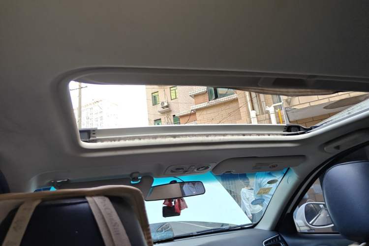 Used GAC Trumpchi GA5 2013 1.8T Automatic Comfort Edition Headliner