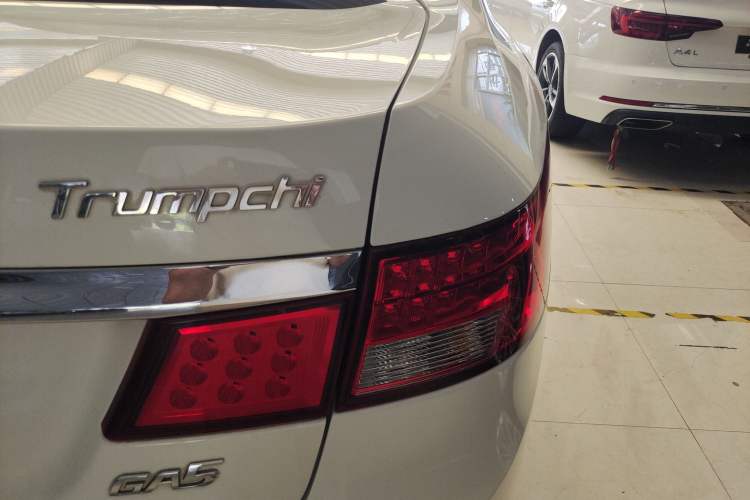Used GAC Trumpchi GA5 2013 1.8L Automatic Luxury Model Right Rear Taillight