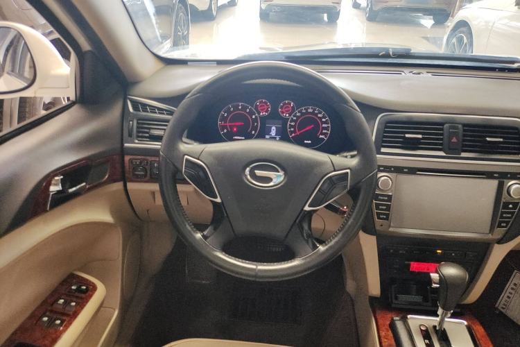 Used GAC Trumpchi GA5 2013 1.8L Automatic Luxury Model Steering Wheel