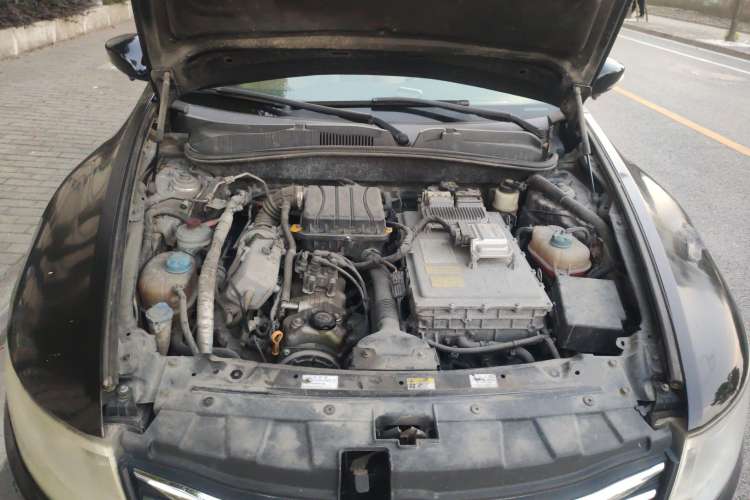 Used GAC Trumpchi GA5 2016 PHEV Elite Edition Engine Bay