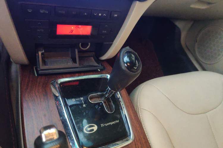 Used GAC Trumpchi GA5 2016 PHEV Elite Edition Gear Lever