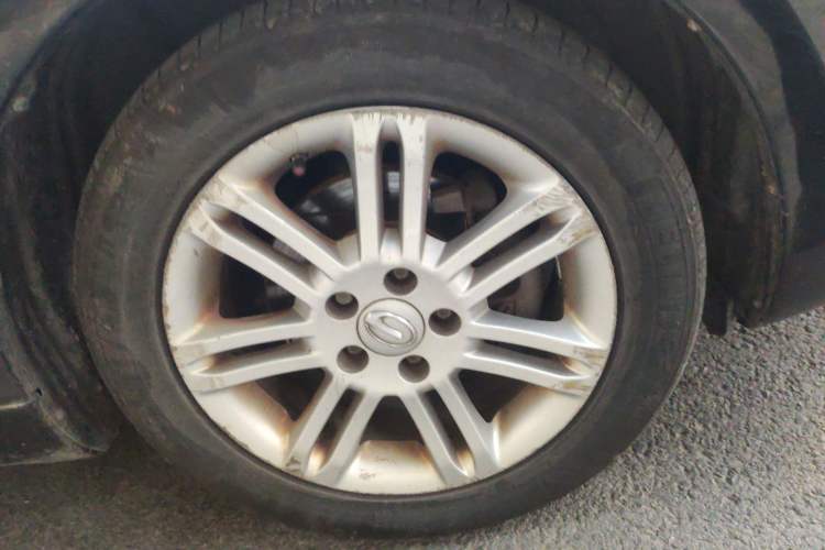 Used GAC Trumpchi GA5 2016 PHEV Elite Edition Right Front Wheel Hub