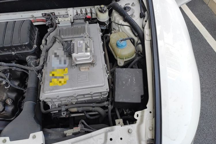 Used GAC Trumpchi GA5 New Energy 2015 Range-Extended Luxury Edition Engine Bay Left