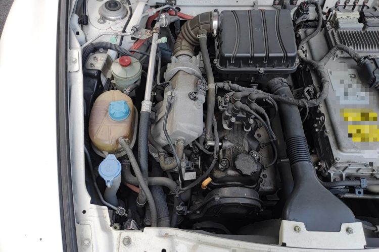 Used GAC Trumpchi GA5 New Energy 2015 Range-Extended Luxury Edition Engine Bay Right