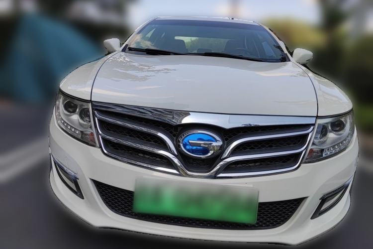 Used GAC Trumpchi GA5 New Energy 2015 Range-Extended Luxury Edition Front