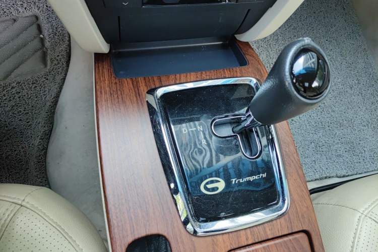 Used GAC Trumpchi GA5 New Energy 2015 Range-Extended Luxury Edition Gear Lever