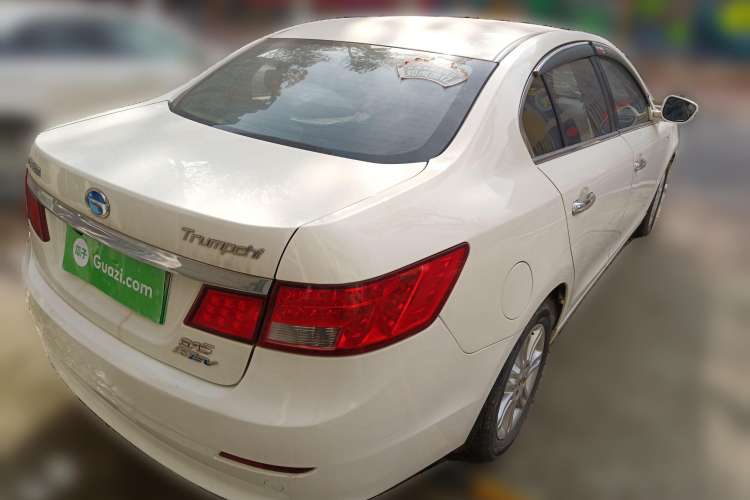 Used GAC Trumpchi GA5 New Energy 2015 Range-Extended Elite Edition Rear Right 45 Deg