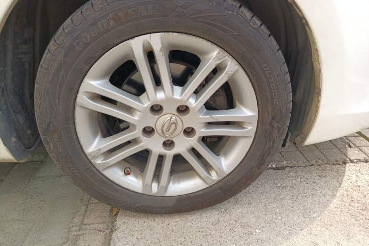 Used GAC Trumpchi GA5 New Energy 2015 Range-Extended Elite Edition Right Front Wheel Hub