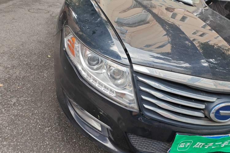 Used GAC Trumpchi GA5 New Energy 2016 PHEV Elite Edition Right Front Headlight