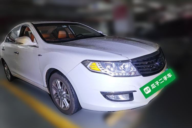 Used GAC Trumpchi GA5 New Energy 2016 PHEV Deluxe Edition Front Right 45 Deg