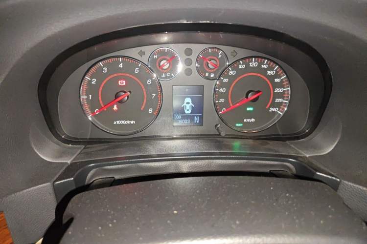 Used GAC Trumpchi GA5 New Energy 2016 PHEV Deluxe Edition Odometer Close Up