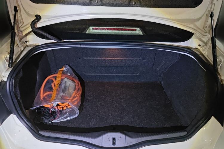 Used GAC Trumpchi GA5 New Energy 2016 PHEV Deluxe Edition Trunk