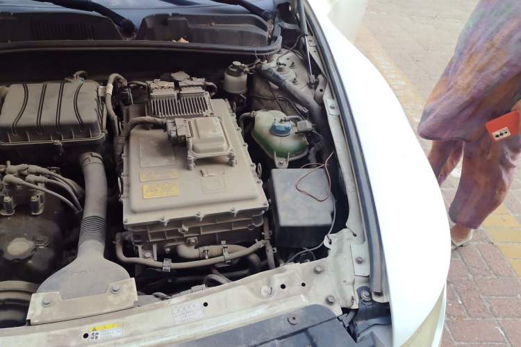 Used GAC Trumpchi GA5 New Energy 2016 PHEV Elite Edition Engine Bay Left