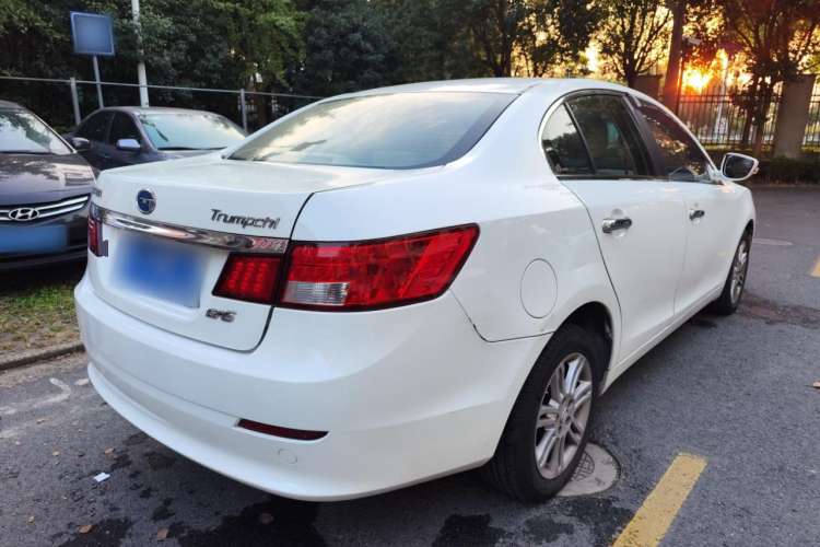 Used GAC Trumpchi GA5 New Energy 2016 PHEV Deluxe Edition Exterior 3