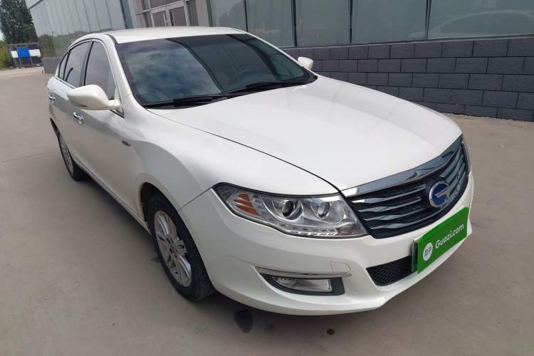 Used GAC Trumpchi GA5 New Energy 2016 PHEV Elite Edition Front Right 45 Deg