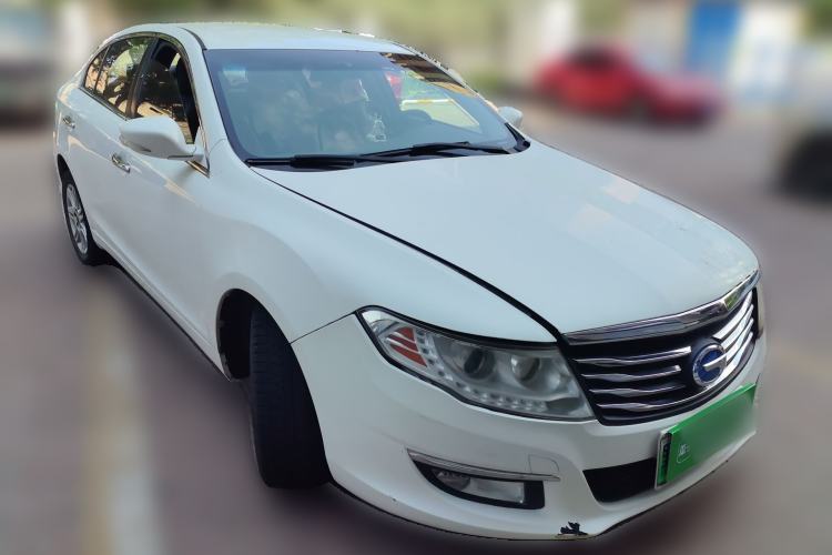 Used GAC Trumpchi GA5 New Energy 2016 PHEV Elite Edition Front Right 45 Deg