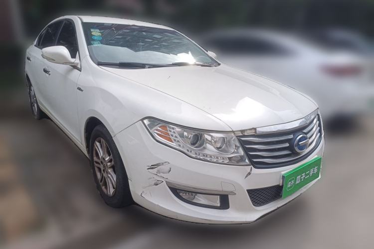 Used GAC Trumpchi GA5 New Energy 2016 PHEV Elite Edition Front Right 45 Deg