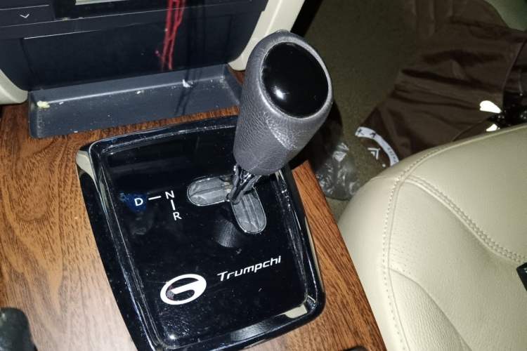Used GAC Trumpchi GA5 New Energy 2016 PHEV Deluxe Edition Gear Lever