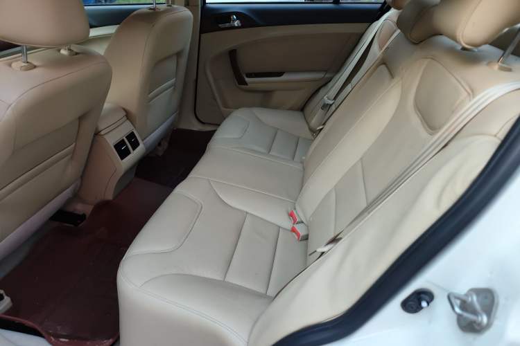 Used GAC Trumpchi GA5 New Energy 2016 PHEV Deluxe Edition Interior 2