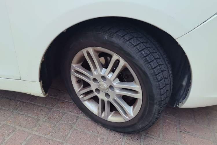 Used GAC Trumpchi GA5 New Energy 2016 PHEV Elite Edition Right Front Wheel Hub