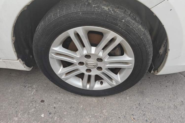 Used GAC Trumpchi GA5 New Energy 2016 PHEV Elite Edition Right Front Wheel Hub