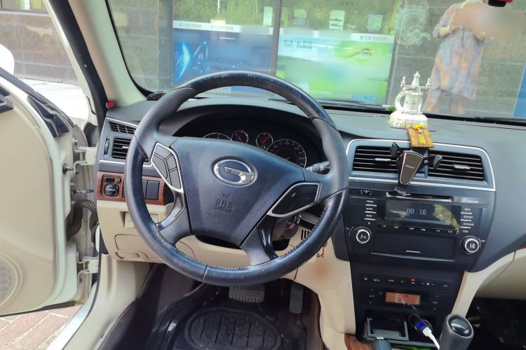 Used GAC Trumpchi GA5 New Energy 2016 PHEV Elite Edition Steering Wheel